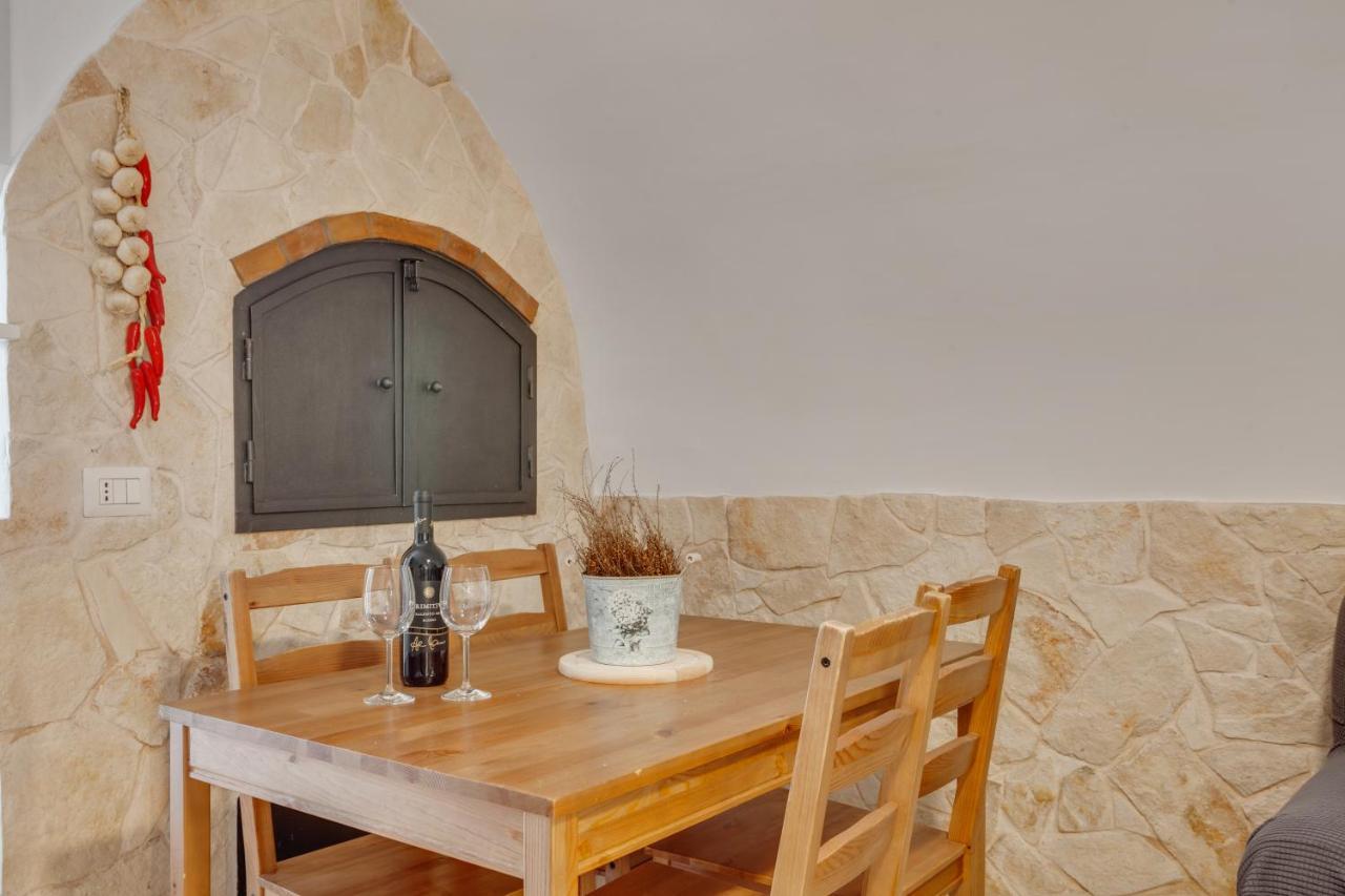 Appartement La Chicca Historic Center Beautiful Flat à Monopoli Extérieur photo